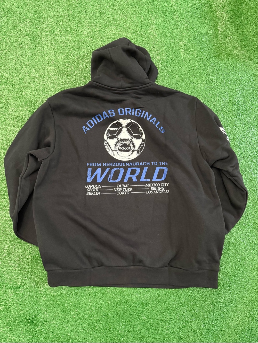 Adidas Originals Sports Club Graphic Hoodie – Black – Size XL – Brand New